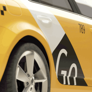 Яндекс Go позволит малому бизнесу поездки на такси с оплатой с расчетного счета без НДС